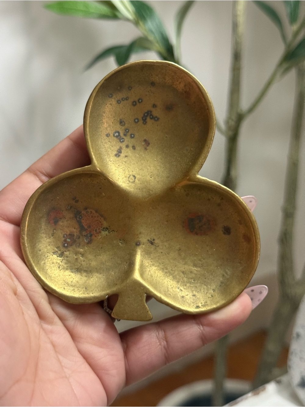 VTG 1960s Clubs Brass Ash Tray